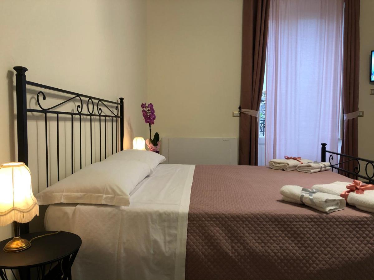 Bed and Breakfast Domus Aurea Montalbano Elicona Exterior foto