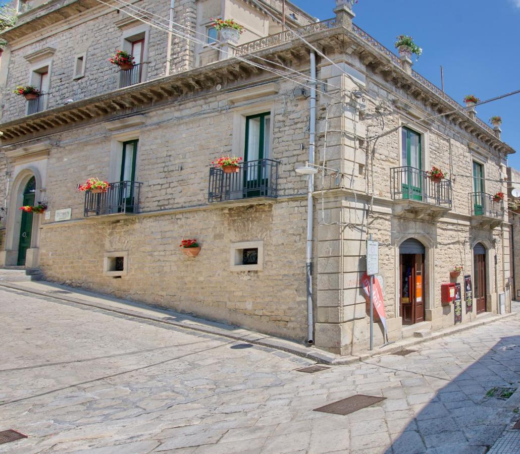 Bed and Breakfast Domus Aurea Montalbano Elicona Exterior foto